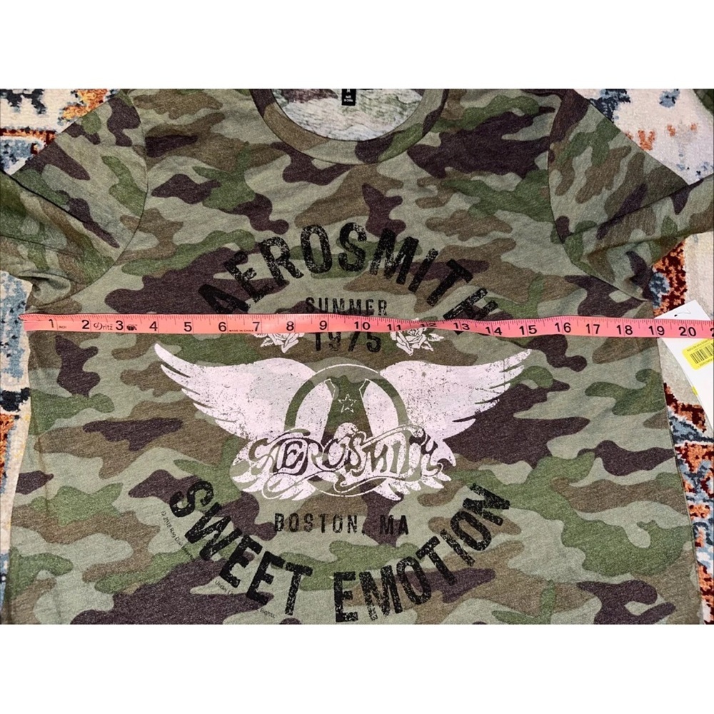 NWT The Vinyl Icons AEROSMITH Summer 1975 Women’s Camo Long Sleeve Tshirt - Picture 5 of 6